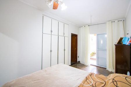 Casa à venda com 290m², 3 quartos e 5 vagasSuíte