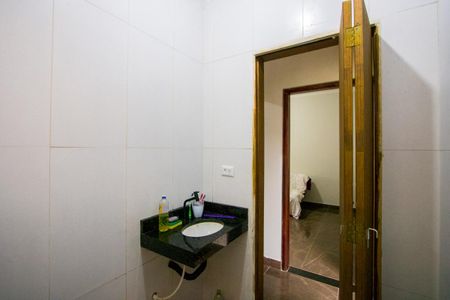 Casa à venda com 290m², 3 quartos e 5 vagasBanheiro social