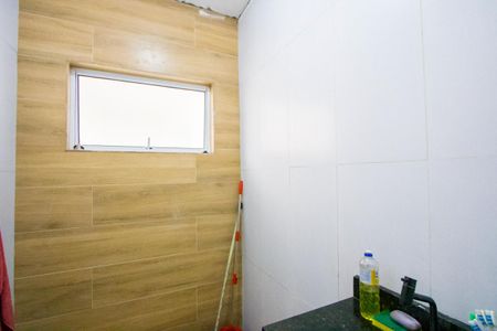 Casa à venda com 290m², 3 quartos e 5 vagasBanheiro social