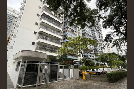 Apartamento à venda com 87m², 3 quartos e 1 vagaFachada