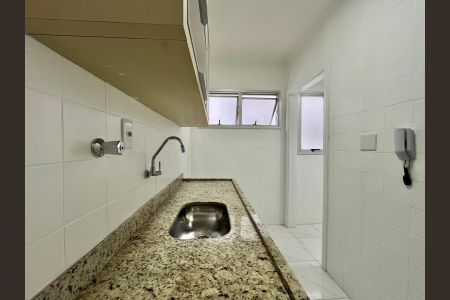 Apartamento à venda com 52m², 1 quarto e 1 vagaCozinha