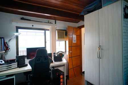 Apartamento à venda com 203m², 3 quartos e 2 vagasQuarto 2