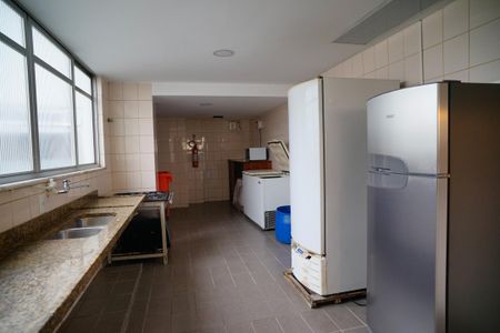 Apartamento à venda com 203m², 3 quartos e 2 vagasÁrea comum - Salão de festas