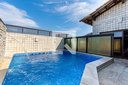 Apartamento à venda com 203m², 3 quartos e 2 vagasPiscina