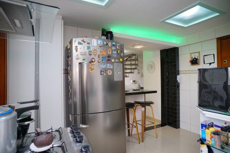 Apartamento à venda com 203m², 3 quartos e 2 vagasCozinha