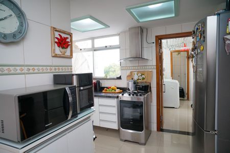 Apartamento à venda com 203m², 3 quartos e 2 vagasCozinha