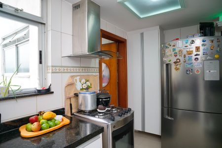 Apartamento à venda com 203m², 3 quartos e 2 vagasCozinha