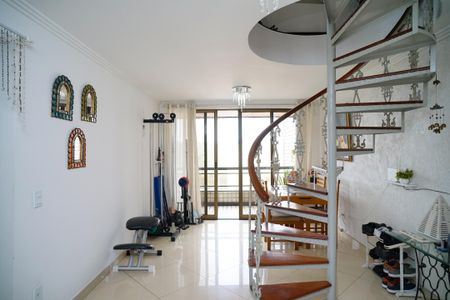 Apartamento à venda com 203m², 3 quartos e 2 vagasSala