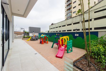 Apartamento à venda com 107m², 3 quartos e 2 vagasÁrea comum - Playground