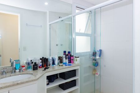 Apartamento à venda com 107m², 3 quartos e 2 vagasBanheiro da Suíte