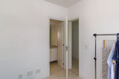 Apartamento à venda com 107m², 3 quartos e 2 vagasSuíte 2