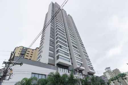 Apartamento à venda com 107m², 3 quartos e 2 vagasFachada