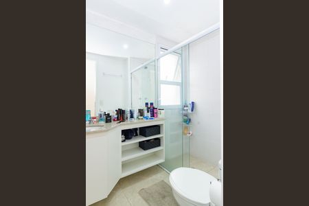 Apartamento à venda com 107m², 3 quartos e 2 vagasBanheiro da Suíte