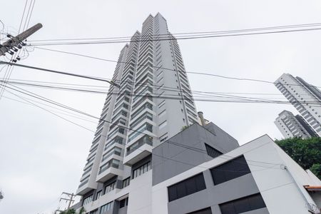Apartamento à venda com 107m², 3 quartos e 2 vagasFachada