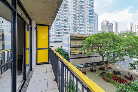Varanda de kitnet/studio para alugar com 1 quarto, 35m² em Santo Amaro, São Paulo