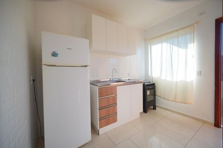 Sala - cozinha de apartamento para alugar com 1 quarto, 25m² em Ingleses do Rio Vermelho, Florianópolis