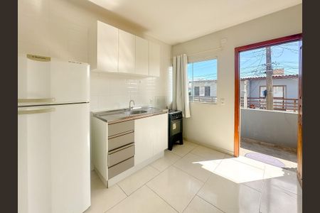 Sala/Cozinha de apartamento para alugar com 1 quarto, 25m² em Ingleses do Rio Vermelho, Florianópolis