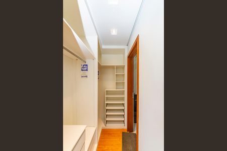 Apartamento para alugar com 65m², 2 quartos e 2 vagasCloset da suíte 1