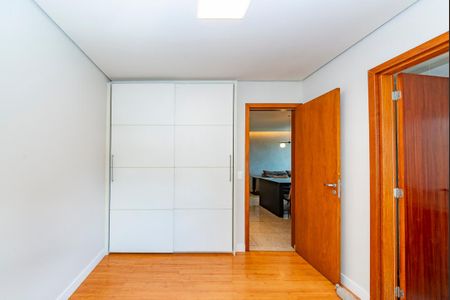 Apartamento para alugar com 65m², 2 quartos e 2 vagasSuíte 2