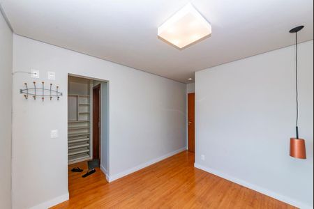 Apartamento para alugar com 65m², 2 quartos e 2 vagasSuíte 1