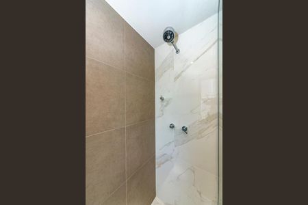 Apartamento para alugar com 65m², 2 quartos e 2 vagasBanheiro da Suíte 1