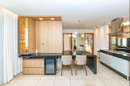 Apartamento para alugar com 65m², 2 quartos e 2 vagasSala