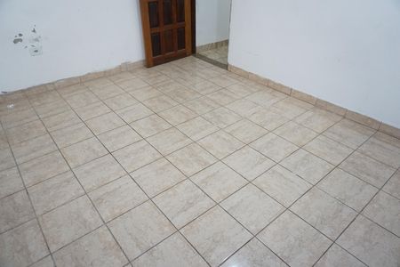 Casa para alugar com 120m², 3 quartos e 2 vagasQuarto 2