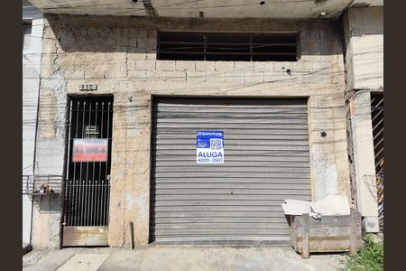 Casa para alugar com 120m², 3 quartos e 2 vagas Casa para alugar com 120m², 3 quartos e 2 vagasFachada