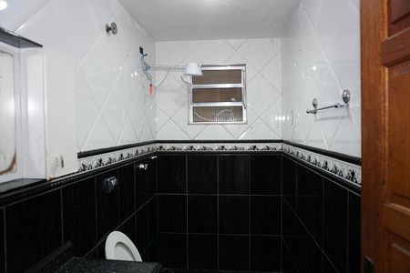 Casa para alugar com 120m², 3 quartos e 2 vagasBanheiro 1