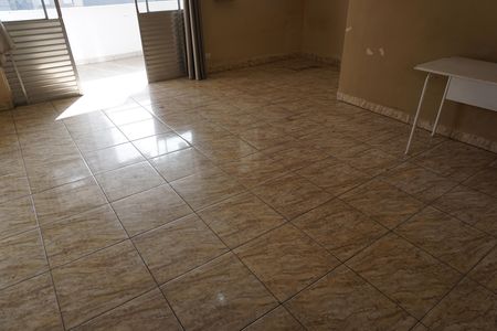 Casa para alugar com 120m², 3 quartos e 2 vagasSala
