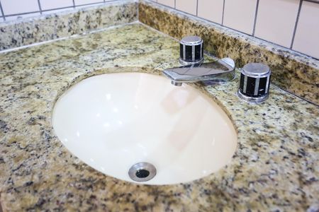 Apartamento à venda com 360m², 3 quartos e 4 vagasBanheiro da Suíte 2