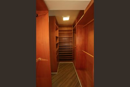 Apartamento à venda com 360m², 3 quartos e 4 vagasCloset da suíte 3