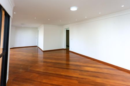 Apartamento à venda com 360m², 3 quartos e 4 vagasSala