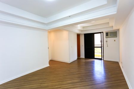 Apartamento à venda com 360m², 3 quartos e 4 vagasSuíte 3