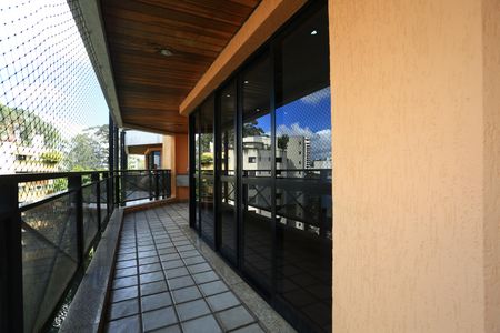 Apartamento à venda com 360m², 3 quartos e 4 vagasVaranda da Sala