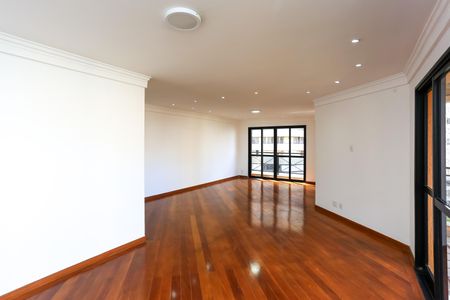 Apartamento à venda com 360m², 3 quartos e 4 vagasSala