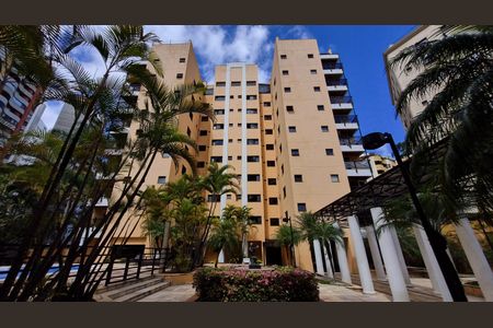 Apartamento à venda com 360m², 3 quartos e 4 vagasFachada