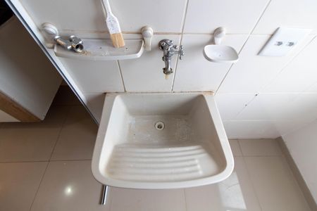 Área de serviço de apartamento para alugar com 2 quartos, 56m² em Jardim Myrian Moreira da Costa, Campinas