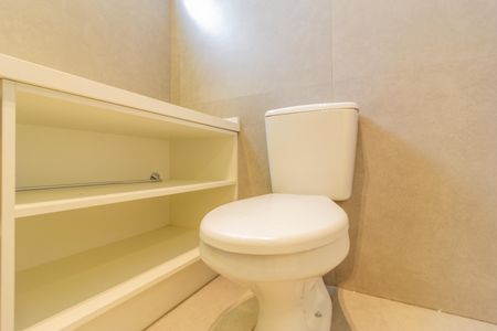 Apartamento para alugar com 122m², 3 quartos e 2 vagas Apartamento para alugar com 122m², 3 quartos e 2 vagasBanheiro Social