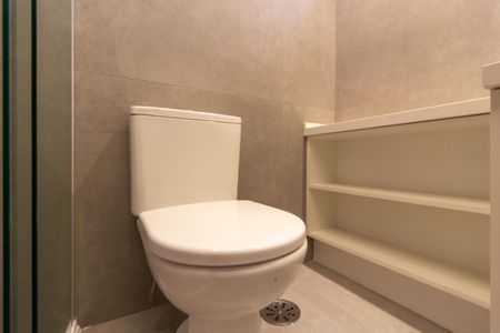 Apartamento para alugar com 122m², 3 quartos e 2 vagas Apartamento para alugar com 122m², 3 quartos e 2 vagasBanheiro da Suíte