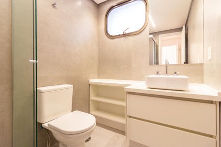 Apartamento para alugar com 122m², 3 quartos e 2 vagas Apartamento para alugar com 122m², 3 quartos e 2 vagasBanheiro da Suíte