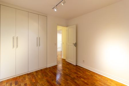 Apartamento para alugar com 122m², 3 quartos e 2 vagas Apartamento para alugar com 122m², 3 quartos e 2 vagasQuarto 1