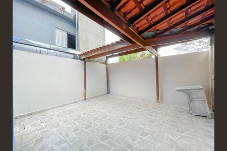 Casa à venda com 138m², 3 quartos e 2 vagas Casa à venda com 138m², 3 quartos e 2 vagasQuintal