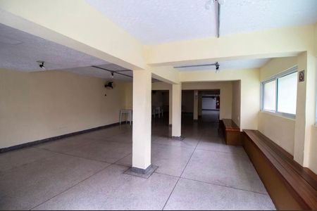 Apartamento para alugar com 60m², 2 quartos e 1 vagaÁrea comum - Salão de festas