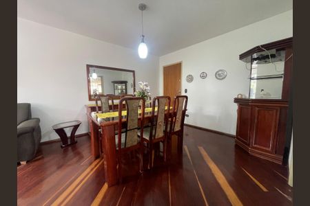 Apartamento para alugar com 60m², 2 quartos e 1 vagaSala