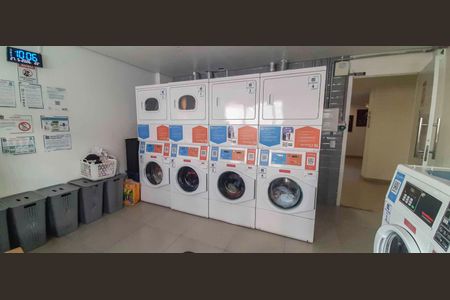 Área comum de kitnet/studio para alugar com 1 quarto, 25m² em Vila Butantã, São Paulo