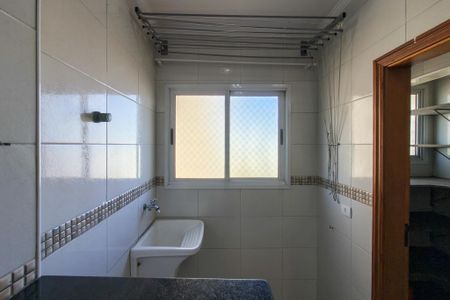 Área de Serviço  de apartamento para alugar com 3 quartos, 117m² em Vila Tupi, Praia Grande