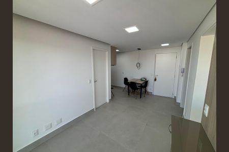 Sala de apartamento para alugar com 2 quartos, 49m² em Jardim Santa Teresinha, São Paulo