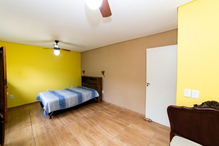 Quarto de casa para alugar com 1 quarto, 50m² em Santa Efigênia, Belo Horizonte