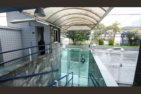 Apartamento para alugar com 96m², 2 quartos e 1 vaga Apartamento para alugar com 96m², 2 quartos e 1 vagaFachada e portaria